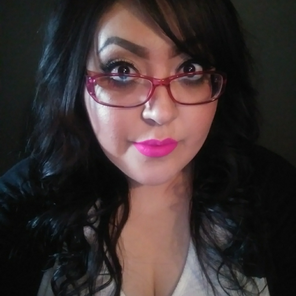 Meet your Posher, Crystal